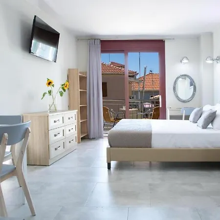 בית הארחה Excess Pansion 3*